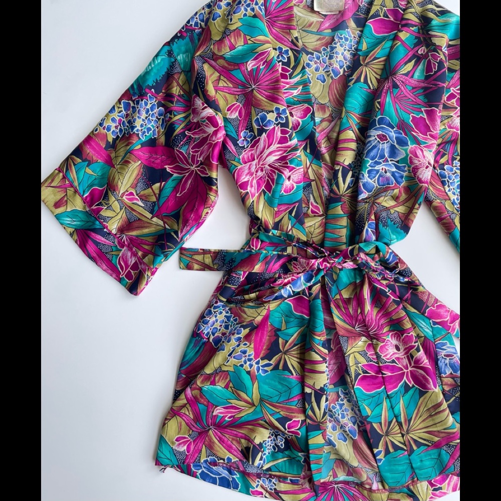 Vintage Robe California Dynasty, Size Small